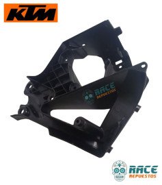 Carenaje Farola Interna Derecha RC 200 / 390 Original KTM Carenaje Farola Interna Derecha RC 200 / 390 Original KTM