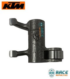 Balancín Escape DUKE 250 GEN 3 ORIGINAL KTM Balancín Escape DUKE 250 GEN 3 ORIGINAL KTM