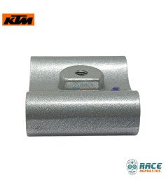 Espaciador Guia Cadena Platina Posapié Trasero DUKE 200/250/390 RC 200/390 HUSQVARNA 200/401 Original KTM