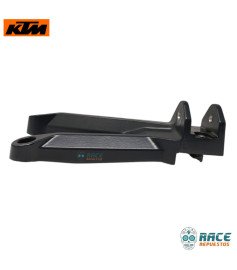 Base Posapié Trasera Derecha RC 200 / RC 390 Original 