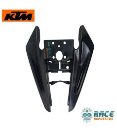 BAJO LA BANDEJA INFERIOR