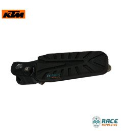 Posapié Trasero Derecho DUKE 200/250/390 RC 200/390 ADVENTURE 250/390 HUSQVARNA 200/401 Original KTM